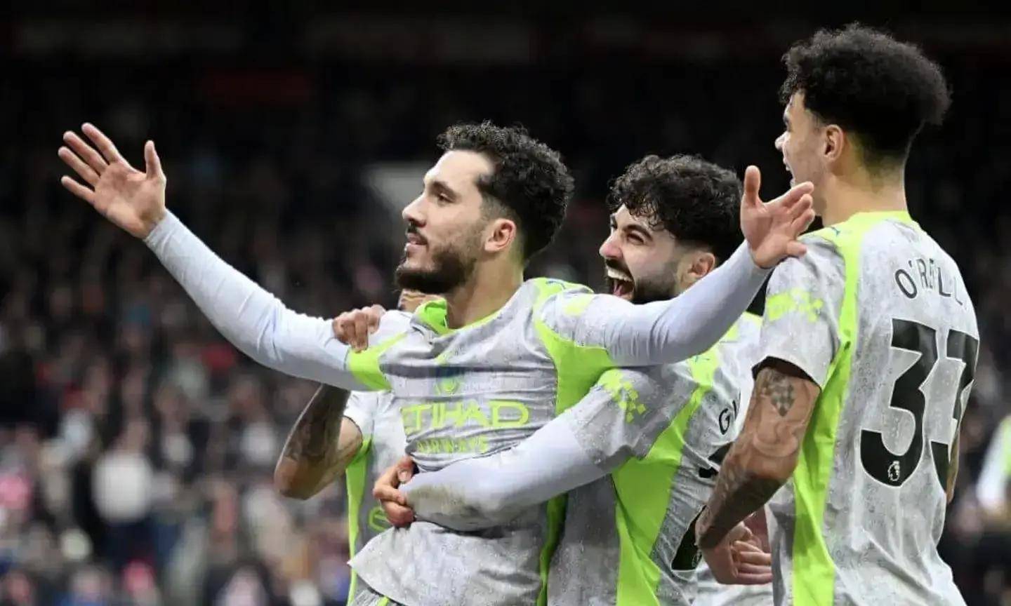 乐鱼app -冲刺阶段曼城备战法国杯;防线松动细节曝光;引发热议;纪律约束更严格的简单介绍