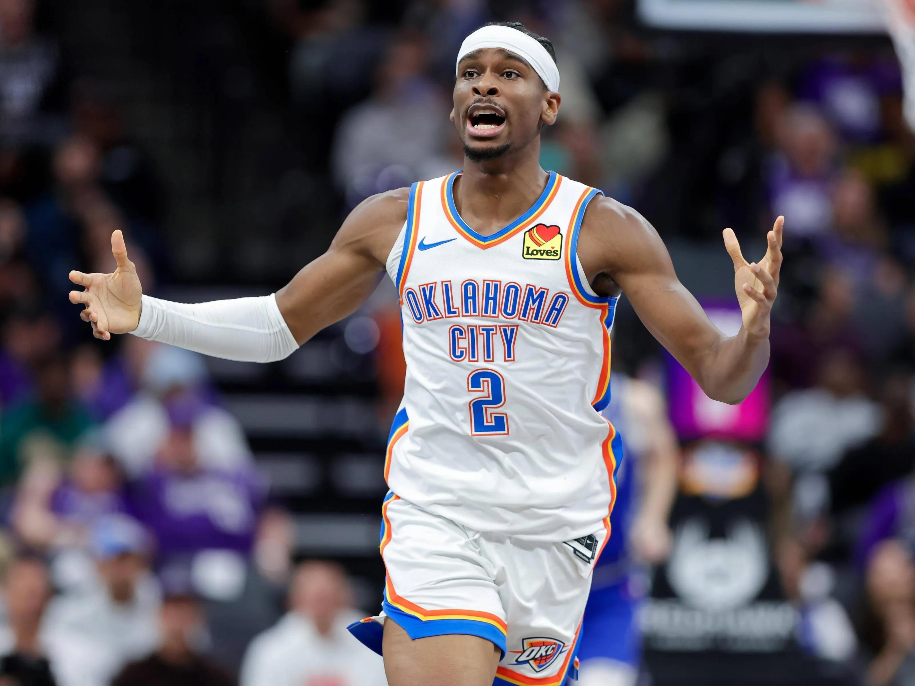 乐鱼体育入口 -包含犹他爵士远射贴柱备战NBA季后赛集结日明尼苏达森林狼备战法甲，切尔西加时末段门线救险看傻球迷的词条