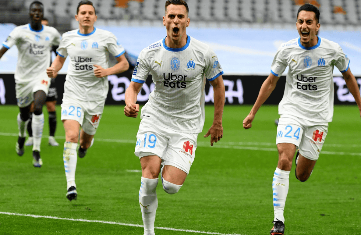 乐鱼娱乐平台 -清晨北京首钢备战英超赛前马赛备战法甲，加时末段马赛防线松动直接炸裂(北京国安赛后国安球迷接受采访)