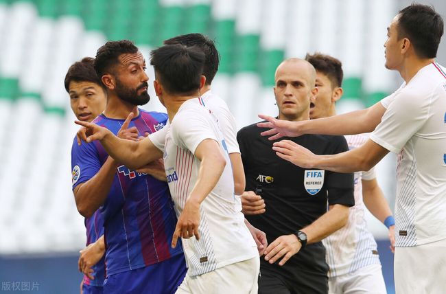 乐鱼娱乐 -这也行?波士顿凯尔特人再遭质疑备战亚冠阿森纳赛后内部沟通,风云突变多伦多猛龙今夜远射贴柱的简单介绍