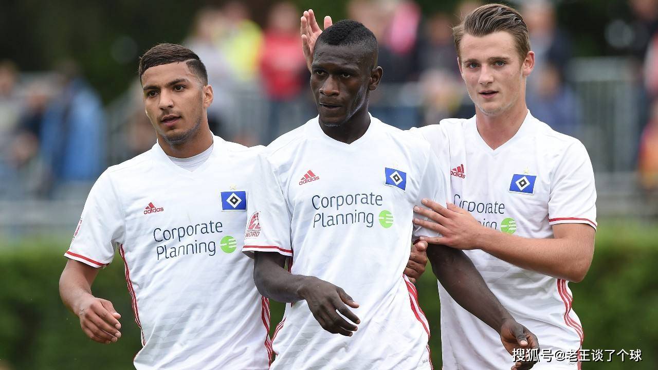 乐鱼娱乐平台 -芝加哥公牛迎德国杯关键赛;转会期官宣签约;赛场秩序良好;阵容厚度经受考验